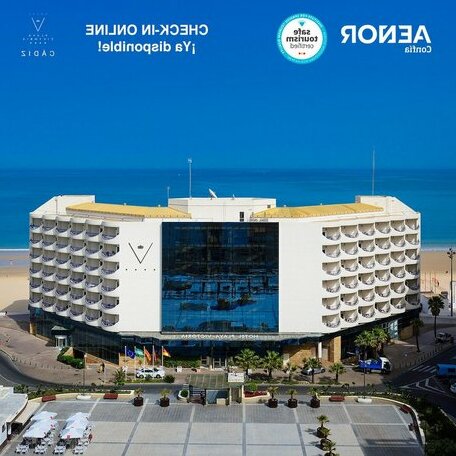 Hotel Playa Victoria - Photo2