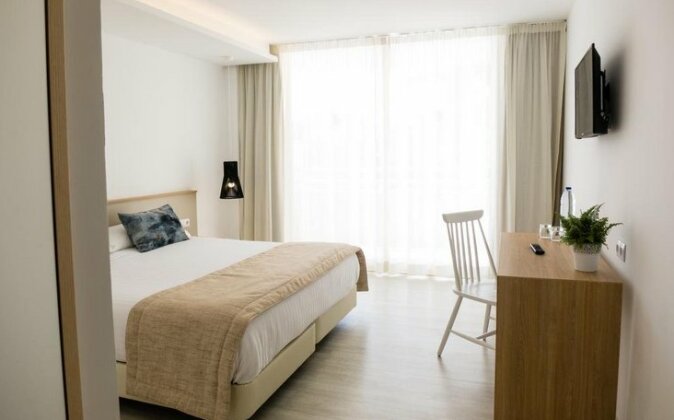 Som Llevant Suites - Photo4