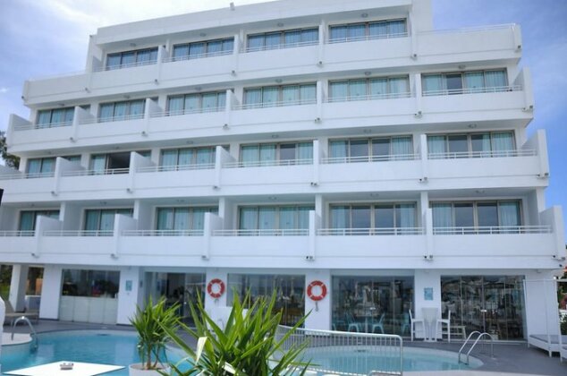Hotel Apartamentos Marina Playa