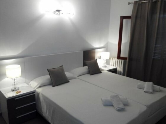 Hostal Mistral - Photo4