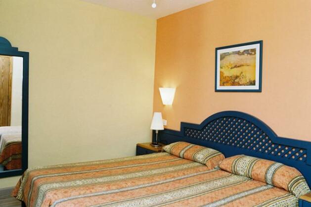 Hotel Calimera Es Talaial - Photo2