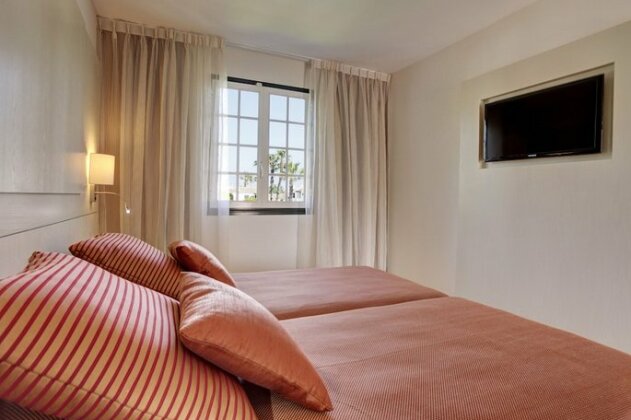 Grupotel Club Menorca - Photo4