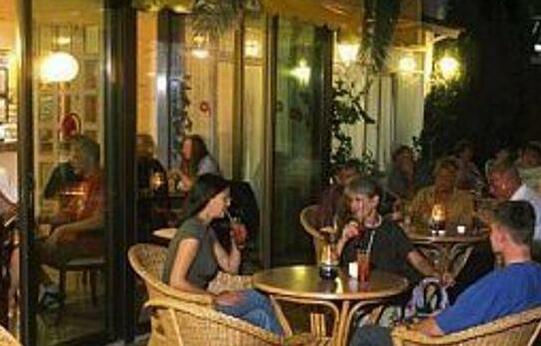 Hotel Amoros - Photo4