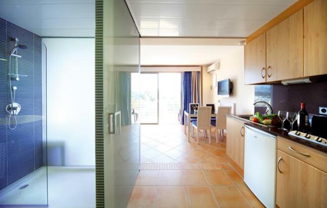 Occidental Cala Vinas - Photo4