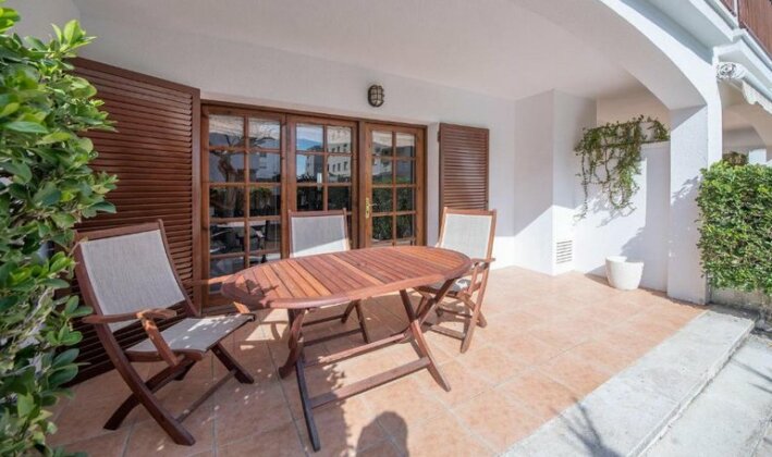 Semi-Detached House 1 R85 - Photo5