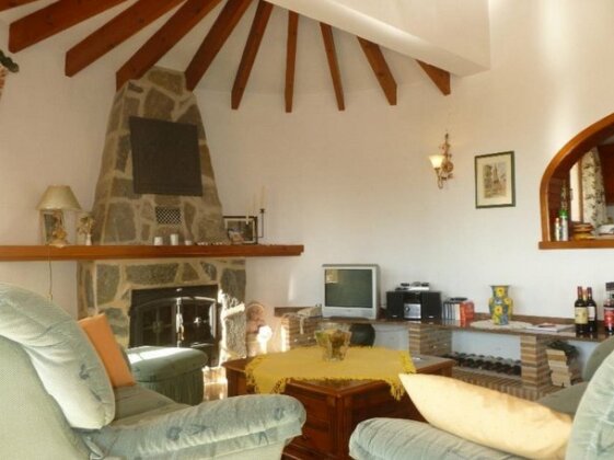 Heno - Photo3