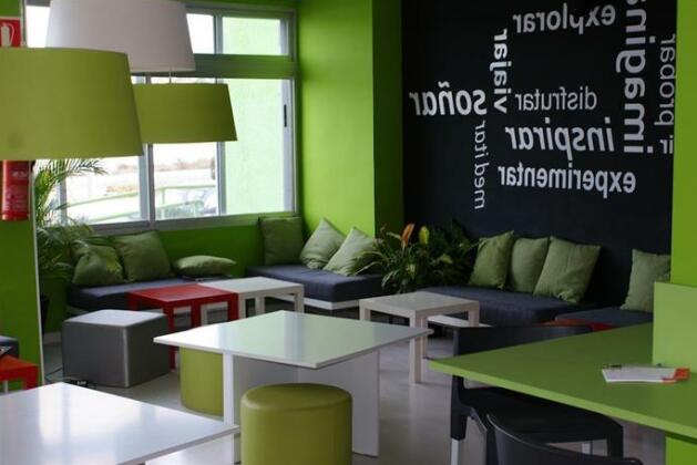 Youth Hostel 4You - Photo4