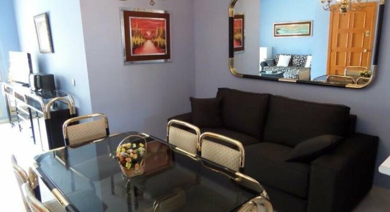 Click & Booking Residencial Eurogolden - Photo2