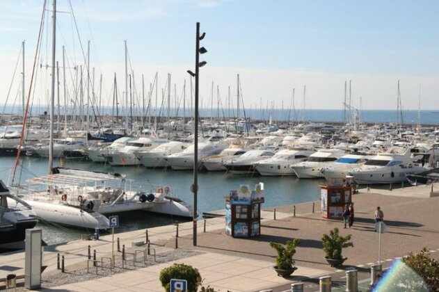 Click&Booking Cambrils Puerto Apartamentos - Photo2