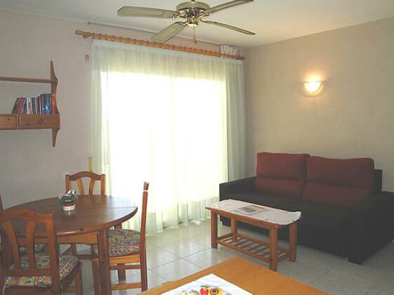 Interhome - Edificioo Els Espigons - Photo5