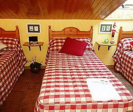 Apartamentos Turismo Rural Casa Santorroman