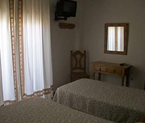 El Trebol Bar & Hotel - Photo4