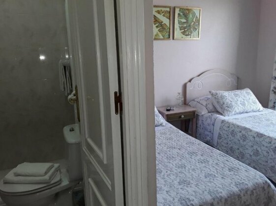 Habitaciones Hernandez - Photo3