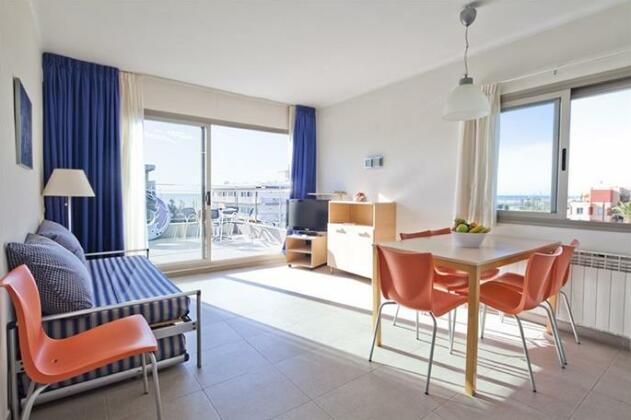 Castellmar Apartments - Photo2
