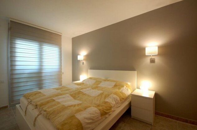 Lets Holidays New Flat Beachfront In Castelldefels - Photo4