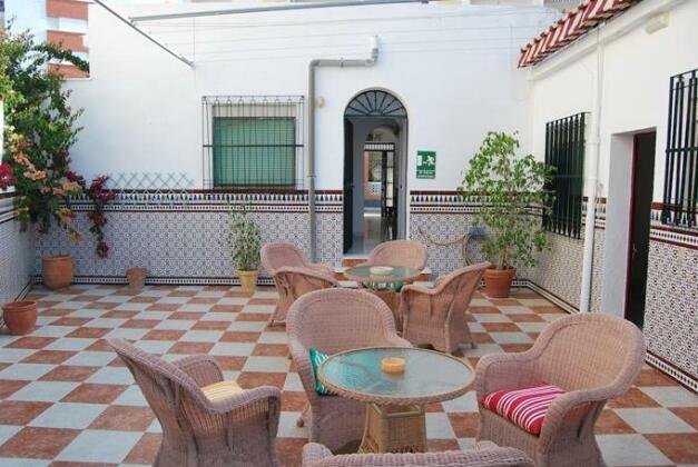Hostal Avenida Chipiona - Photo3