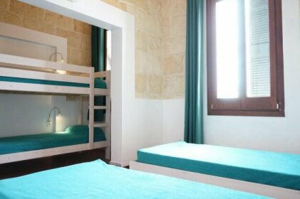 Hostel Menorca - Albergue Juvenil