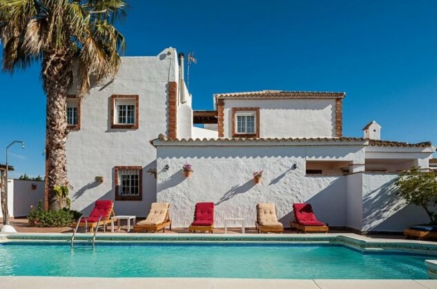 Apt C - Villa Mayo - Photo2