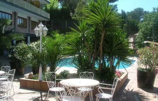 Can Fisa Hotel & Apartments - Photo4