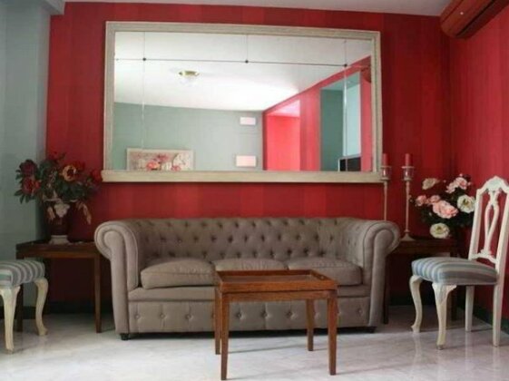 Hotel Conde de Cardenas - Photo3