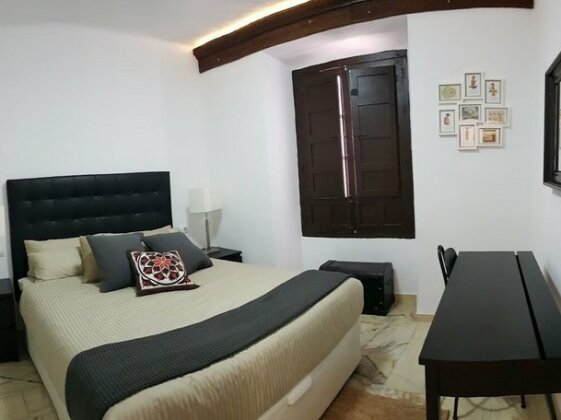 La Sultana Apartamentos - Photo3