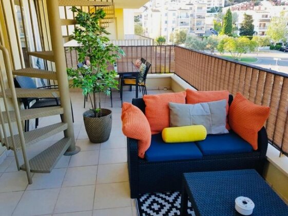 3 Bedroom With Rooftop Terrace & Jacuzzi - Photo3