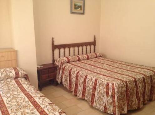 Pension Cuatro Vientos - Photo4