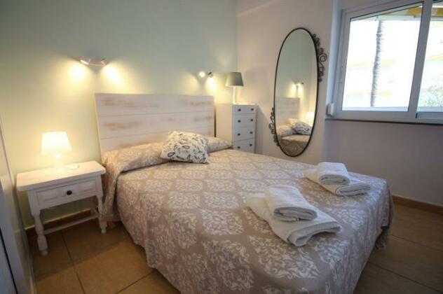 Apartamentos Oliver Playa - Photo5