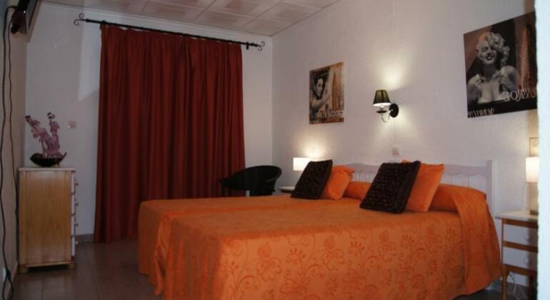 Hostal Comercio - Photo4