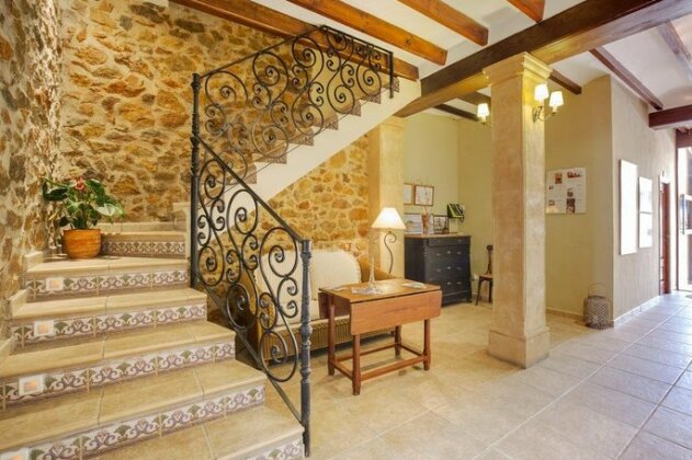 Hostal Tres Molins - Photo2