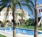 Oasis Beach Hotel - Photo2