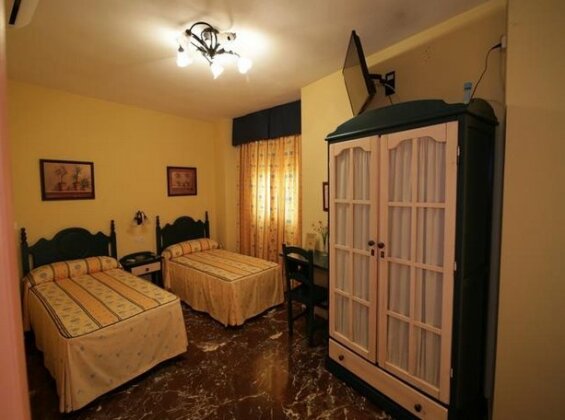 Apartamentos Turisticos La Fonda - Photo3