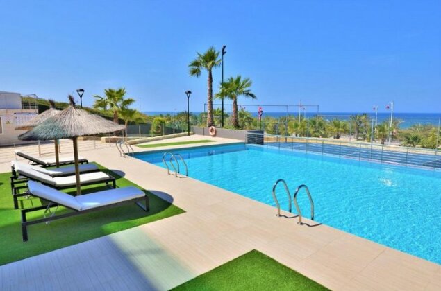 Beachfront Luxury Apartments - Photo5
