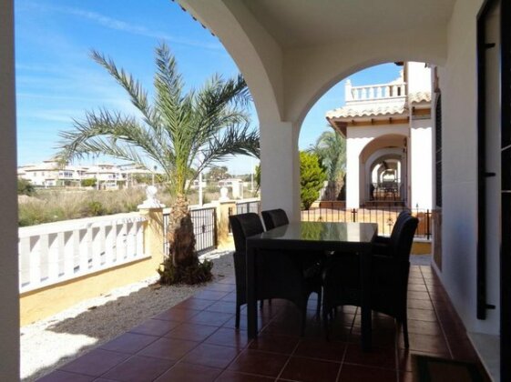 Luxurious townhouse in El Pinet near to the beach - Photo2