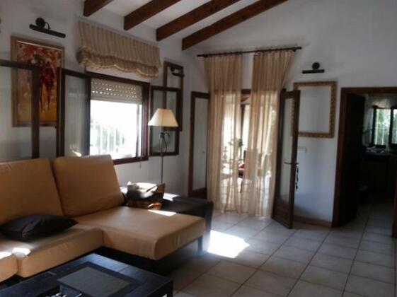 Holiday Home El Paraiso - Photo3