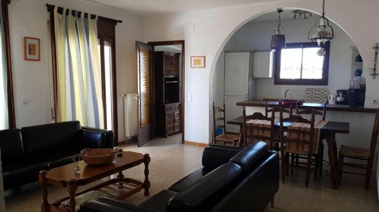 010 Segre Apt - Photo2