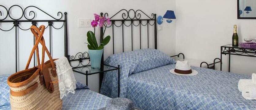 Hostal Alemania - Photo4