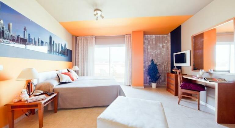 Aparthotel Autosole Estepona - Photo4