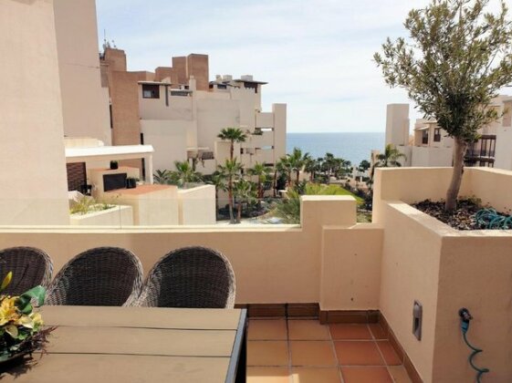 Beach Front Penthouse with Own Pool BP8B - Photo3