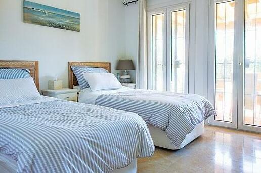 Casa Playa Estepona - Photo2