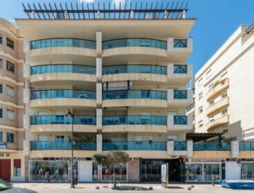 Estepona Beach Apartment by Dahlia Group