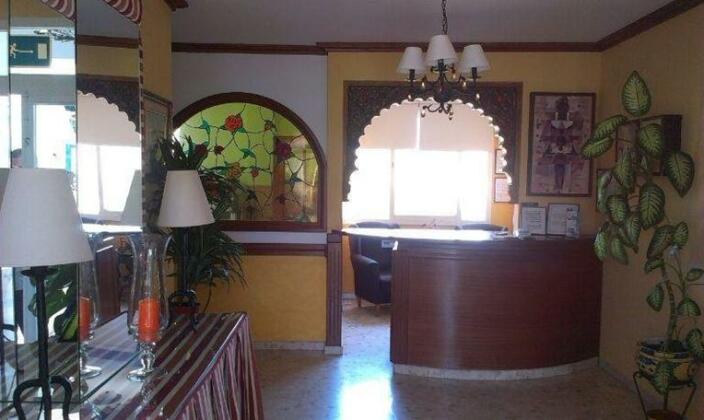 Hostal Europa Estepona - Photo3