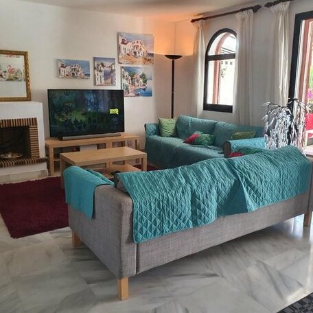Spacious Townhouse by the beach - Photo2