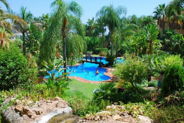 Tropical Holiday Apartment - Photo2