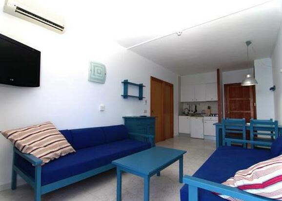 Apartamentos Delta - Photo4