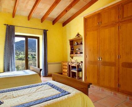 Es Castell - Photo5