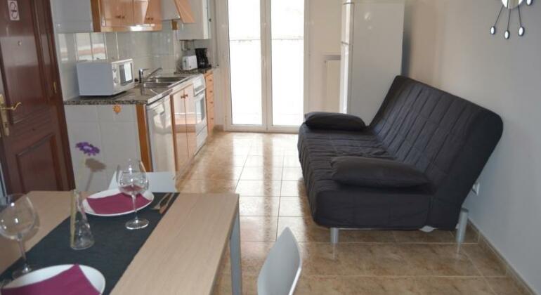 Apartments Figueres - Photo5
