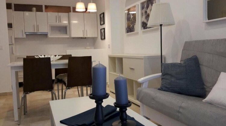 Apartment With 2 Bedrooms in Fuengirola - 10 m From the Beach - Photo4