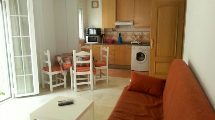 Apartment With 2 Bedrooms in Fuengirola With Wonderful City View and Balcony - 100 m From the Beach - Photo3