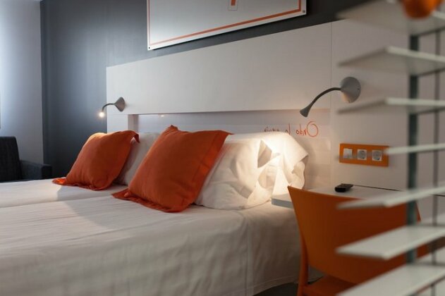 Hotel Bed4U Pamplona - Photo2